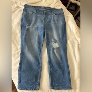 Old Navy Women’s Distressed Boyfriend Straight Jeans 18 Regular NWOT
